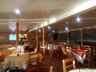 Salón de Restaurant La Proa